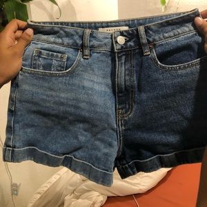 2 Toned Pacsun Mom shorts